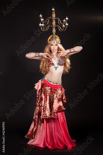 belly dancer woman dancing bellydance