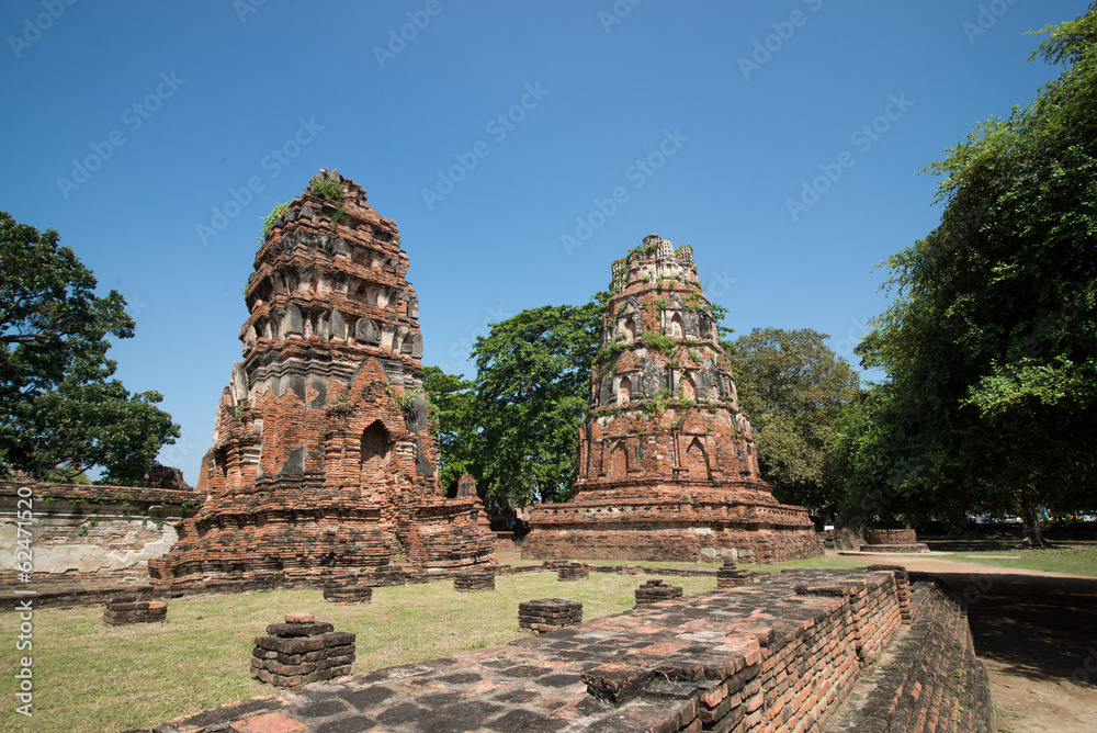stupa in ayuthaya thailand