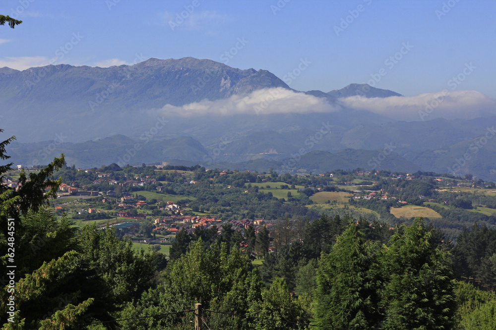 Fototapeta premium overview of the city of Oviedo in the Asturias region, Spain