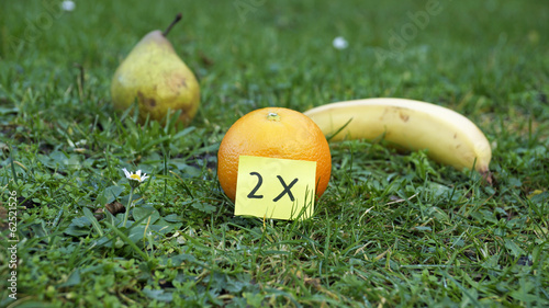 Wallpaper Mural 2 pieces of fruit every day Torontodigital.ca