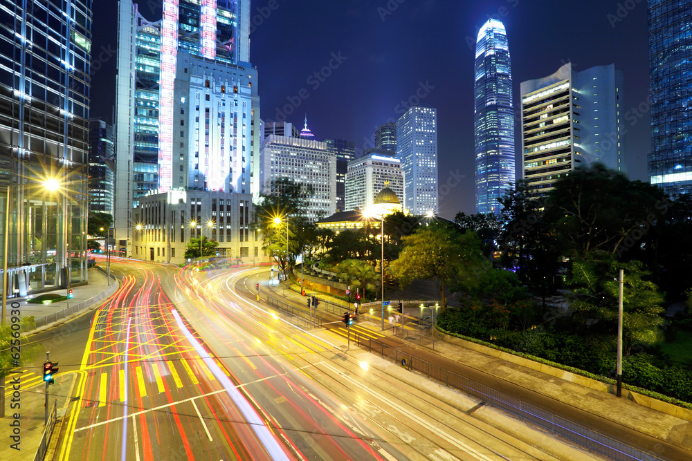 Obraz premium Hong Kong city with busy traffic road