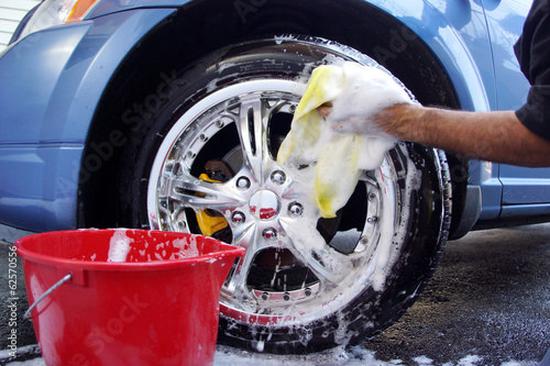 Car washing photo