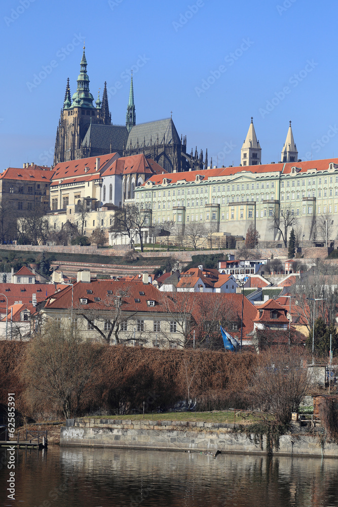 Obraz premium Prague gothic Castle above River Vltava, Czech Republic