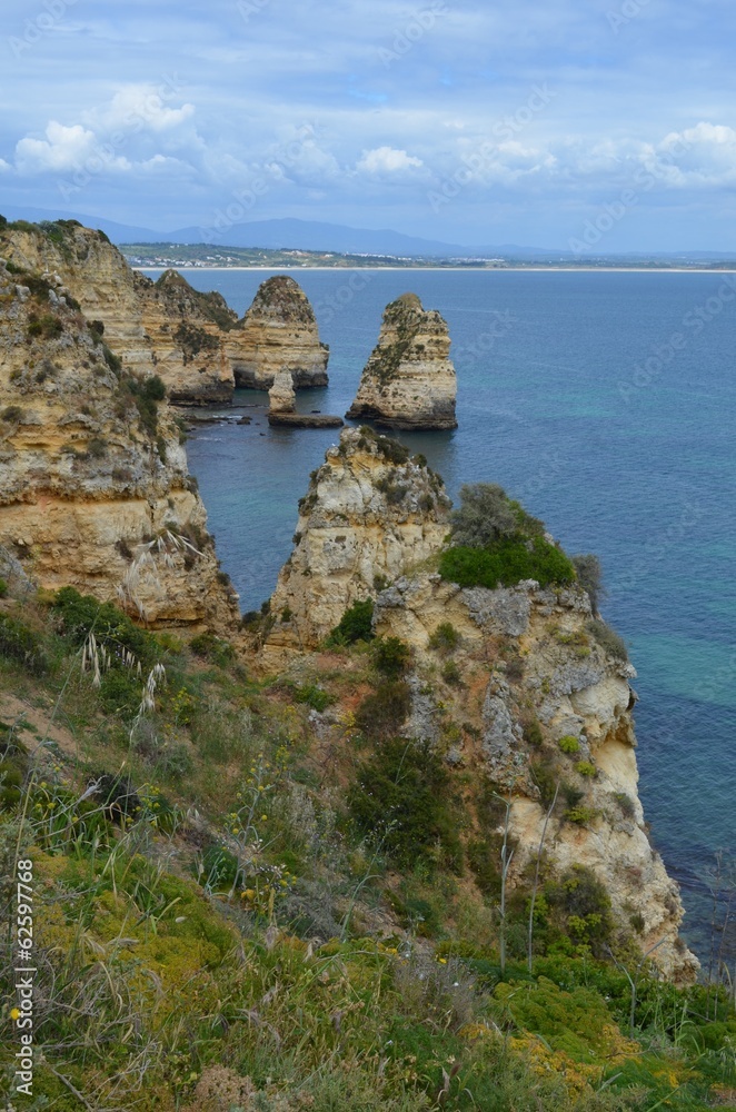 Felsformationen am Ponta da Piedade mit Bucht von Lagos