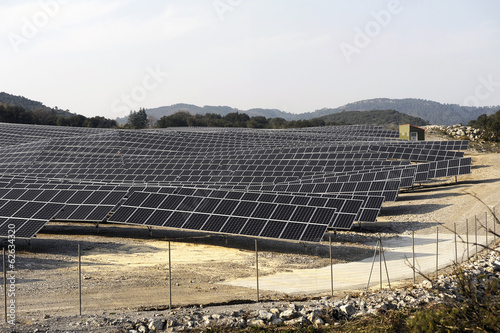 Φωτογραφία French photovoltaic solar plant