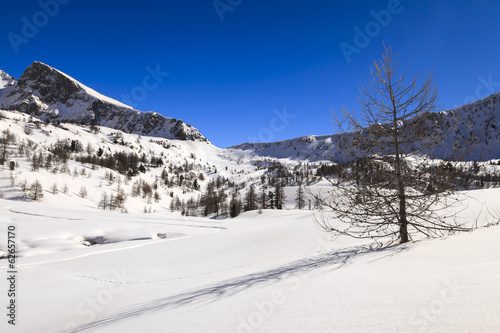 Isola 2000: Alpes-Maritimes dans le sud de la France