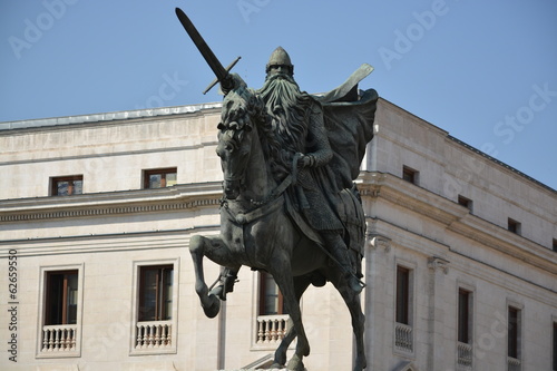 Estatua del Cid Campeador, Burgos, España photo