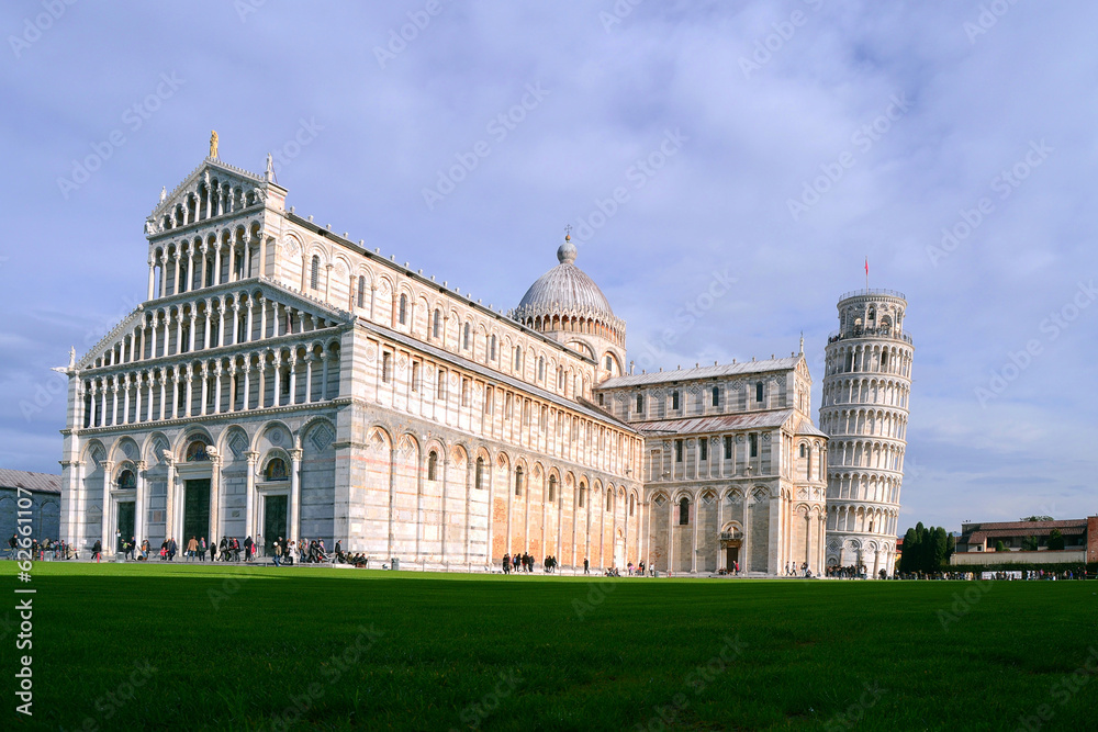Pisa - piazza dei miracoli, cattedrale più torre