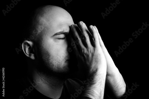 Fotografija Male prays