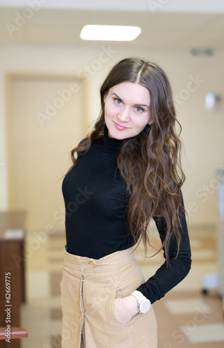 beautiful woman in office Free Download beautiful woman in office - GFXLoad