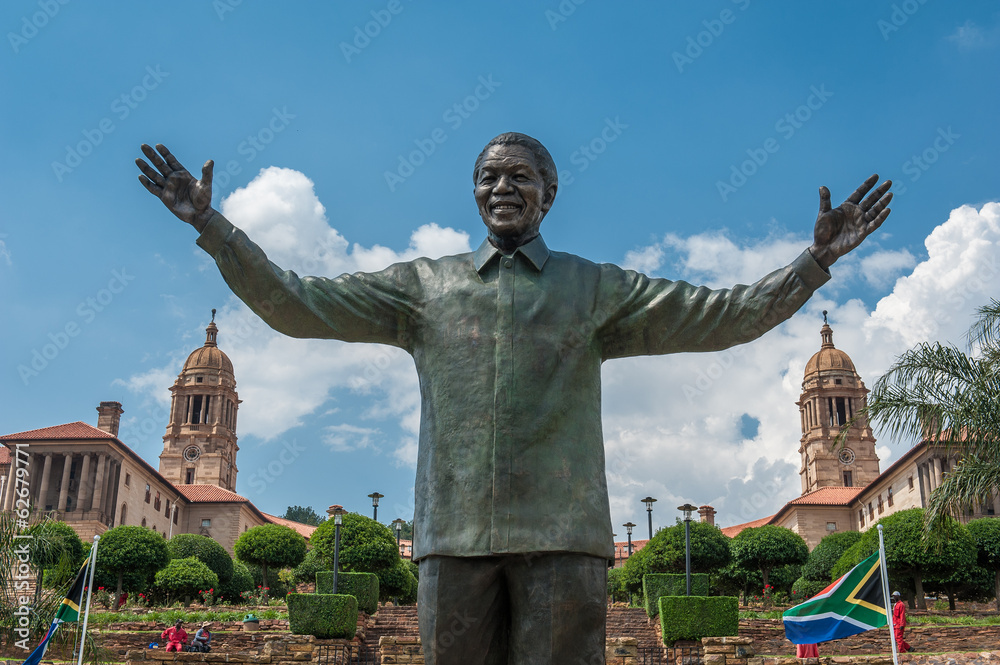 Naklejka premium Statua Nelson Mandela w Pretorii, RPA