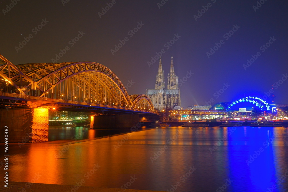 Fototapeta premium Cologne Night 01