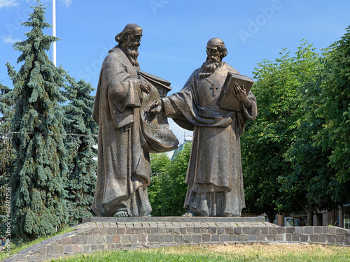 Obraz na płótnie Monument of Saints Cyril and Methodius in Mukacheve, Ukraine w salonie