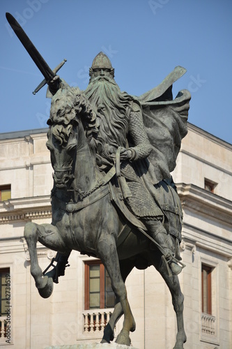 Estatua del Cid Campeador en Burgos, Camino de Santiago photo