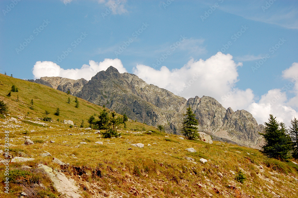 Fototapeta premium Beautiful alpine mountain ranges, central Europe