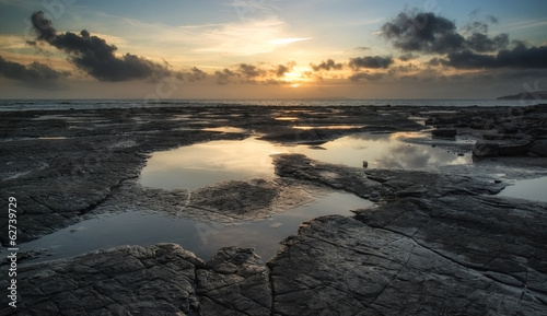Beautiful seascape at sunse...
