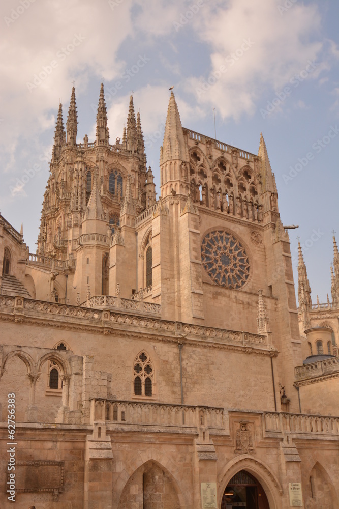 Fachada lateral catedral de Burgos (Camino de Santiago)