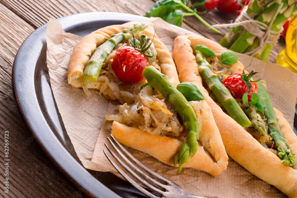 home-baked pide with green asparagi home-baked pide with green asparagi