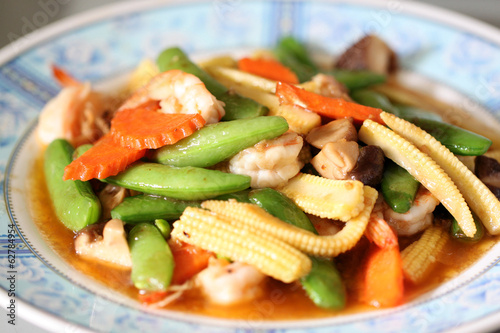 Sauteed vegetables with shrimp.