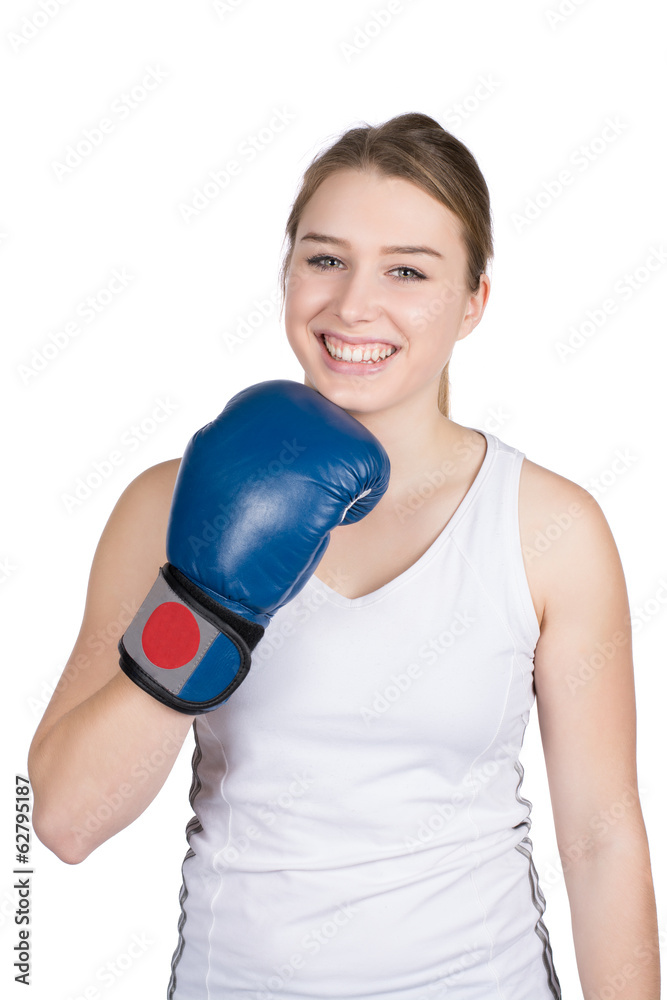 Frau hält Boxhandschuh unter ihr Kinn Frau hält Boxhandschuh unter ihr Kinn