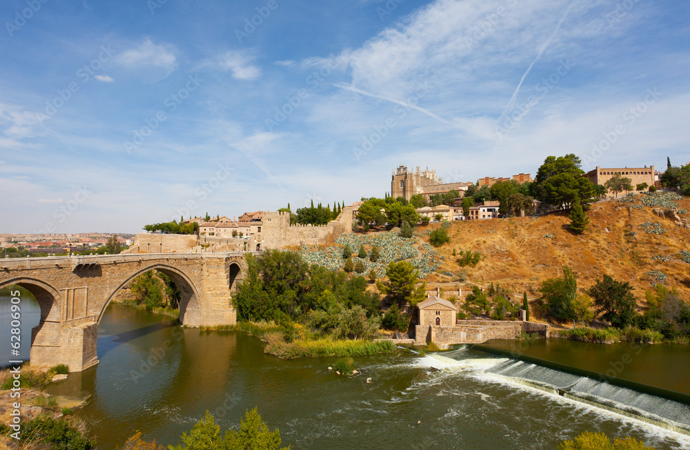 Alkantar Bridge in Toledo, Spain