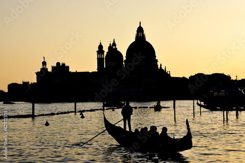 Moving by gondola in Venice © CLAUDIO