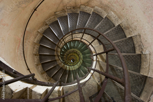 Fototapeta Spiral staircase in the Arc de Triomphe, Paris, France
