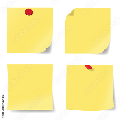 Note, gelb mit  Reißnagel