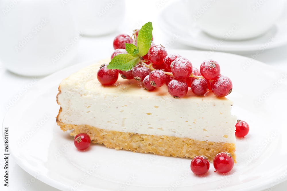 vanilla cheesecake with fresh red currants vanilla cheesecake with fresh red currants