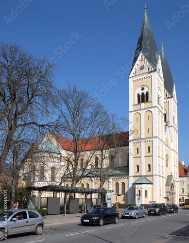 Pfarrkirche St. Josefl in Weiden photo