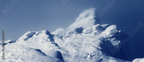 Panorama of winter peaks © Oleksandr Kotenko