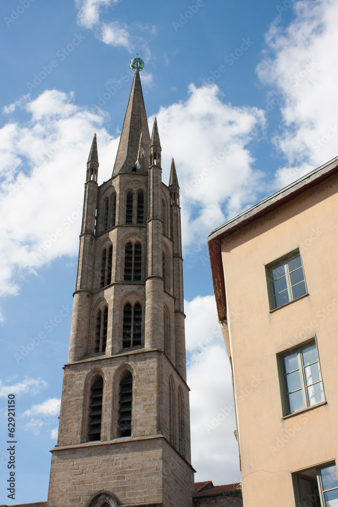 Clocher d'une église de Limoges Clocher d'une église de Limoges