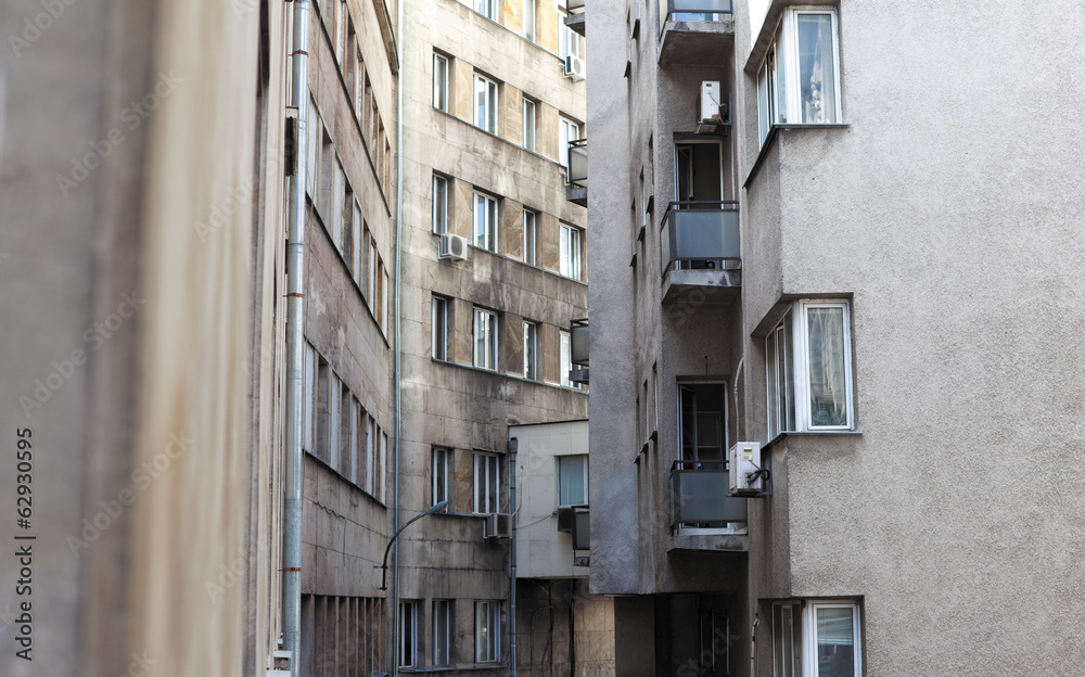 narrow city buildings narrow city buildings