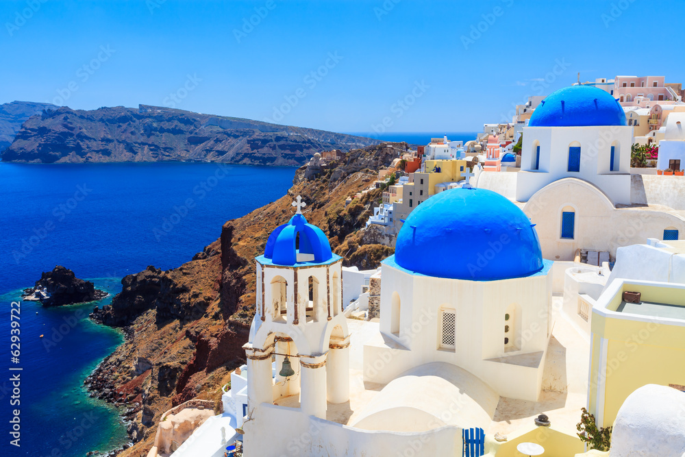 Fototapeta premium Blue Dome Churches Oia Santorini