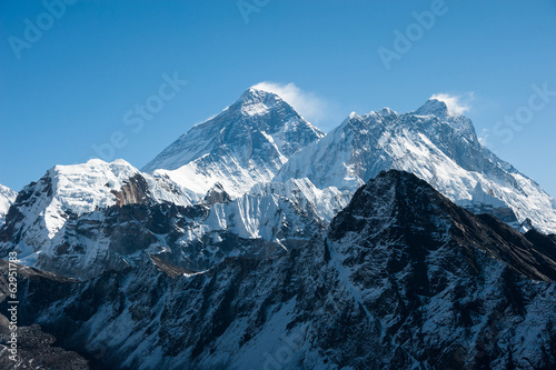 Western side of Mount Everest and Lhotse, Nepal © ykumsri