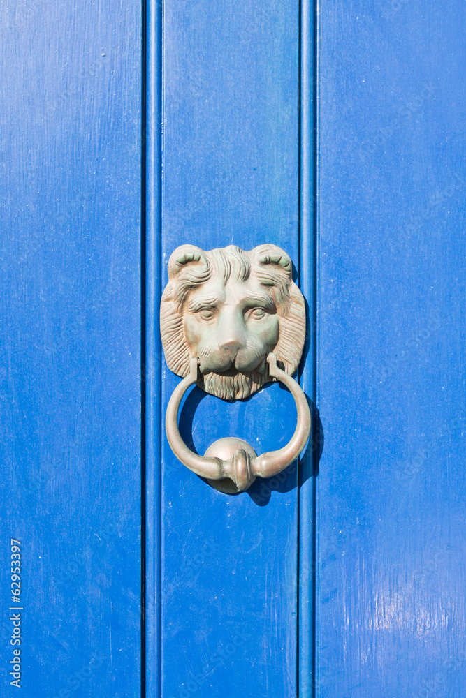 Naklejka premium Antique door knocker