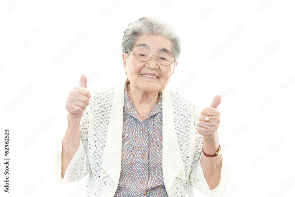 ガッツポーズの年配者 ガッツポーズの年配者