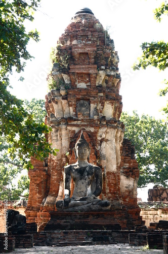 Wat Mahathat, Ayutthaya, Thailand photo