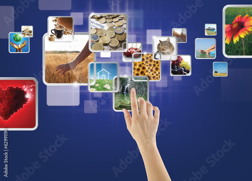 Photo gallery on touch screen