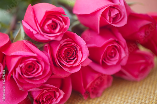 beautiful bouquet of pink roses