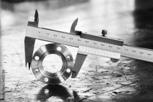 vernier caliper measurement photo