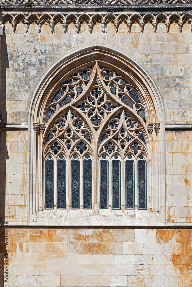 Fototapeta premium Batalha Monastery. Tracery Gothic window in Capela do Fundador