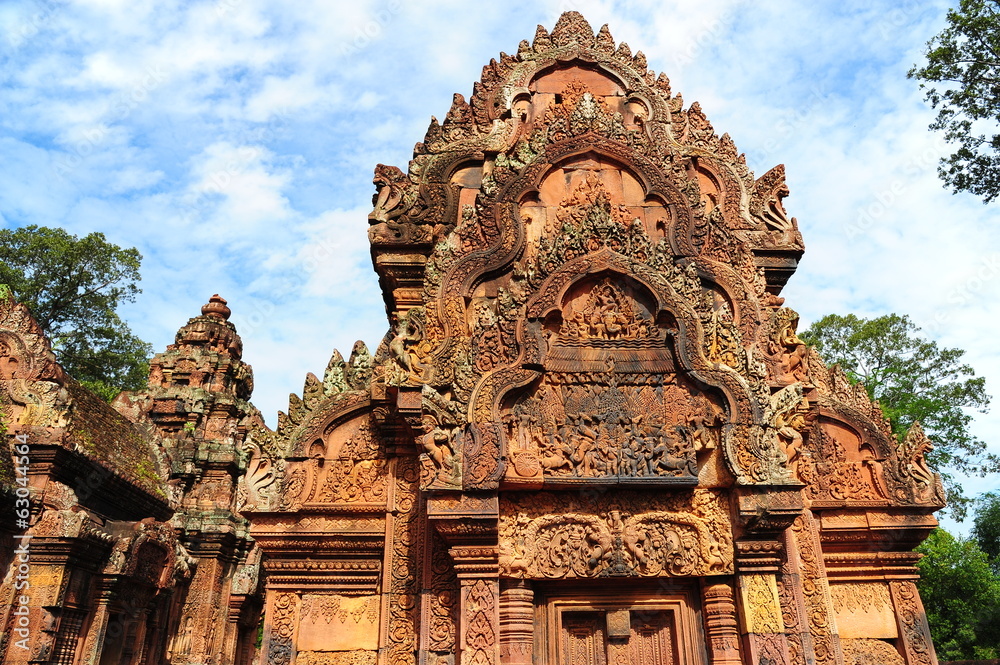 Naklejka premium Roof of Banteay Srei Temple, Cambodia