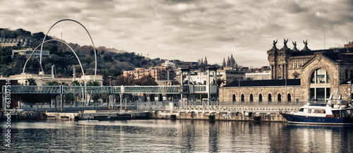 Fototapeta samoprzylepna Port w Barcelonie
