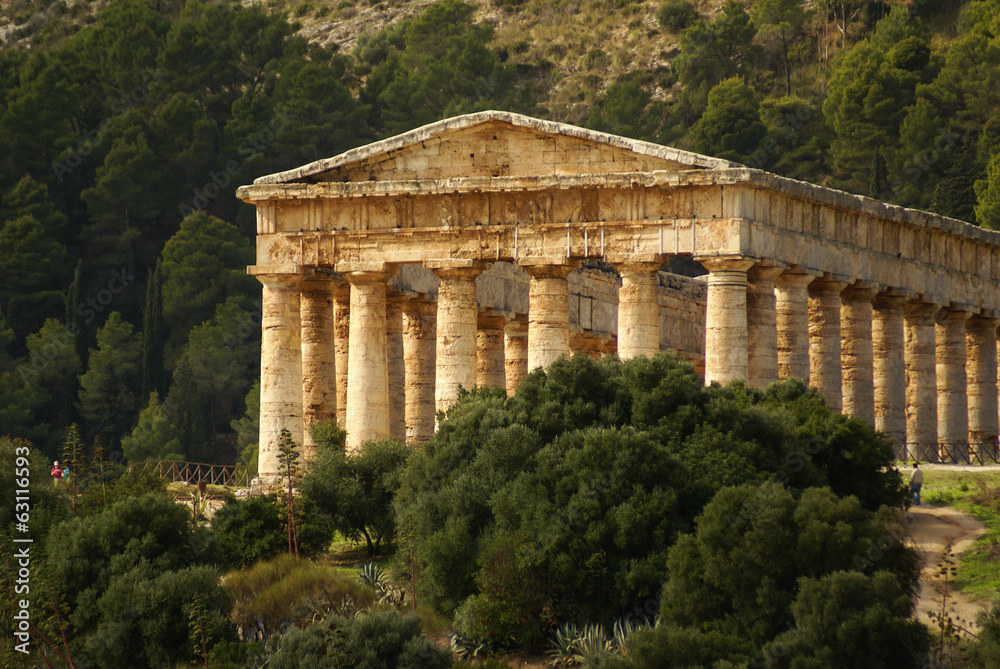 greek temple in the ancient city of Segesta, Sicily greek temple in the ancient city of Segesta, Sicily