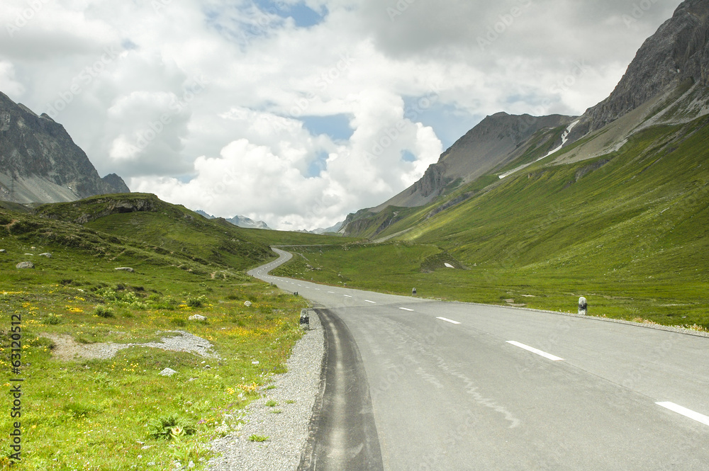 Fototapeta premium Albula-pass, in the Switzerland's Alps
