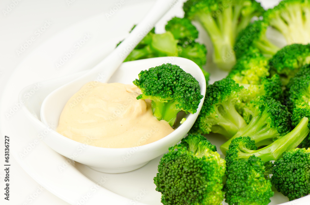 Broccoli with sauce