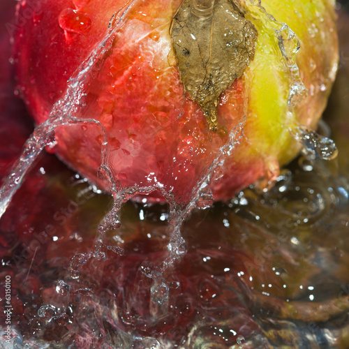 washing apple photo