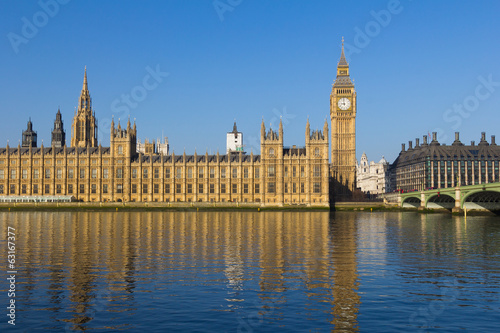 Canvas Print Westminster on a bright day with reflections