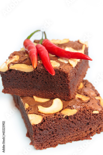 Spicy fudge brownies.